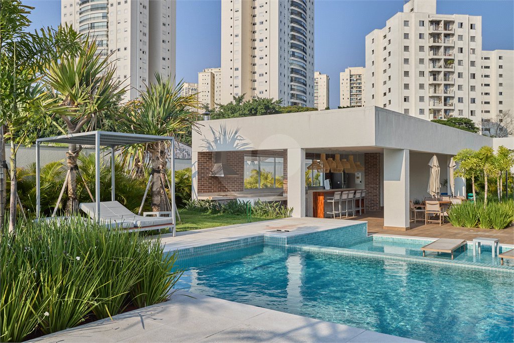 Apartamento à venda com 3 quartos, sendo 1 suíte, em Jardim Marajoara, São Paulo, SP