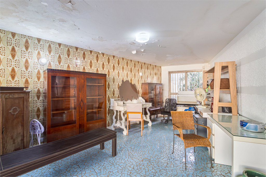 Sobrado à venda com 3 quartos, sendo 1 suíte,  em Jardim Prudência, São Paulo, SP