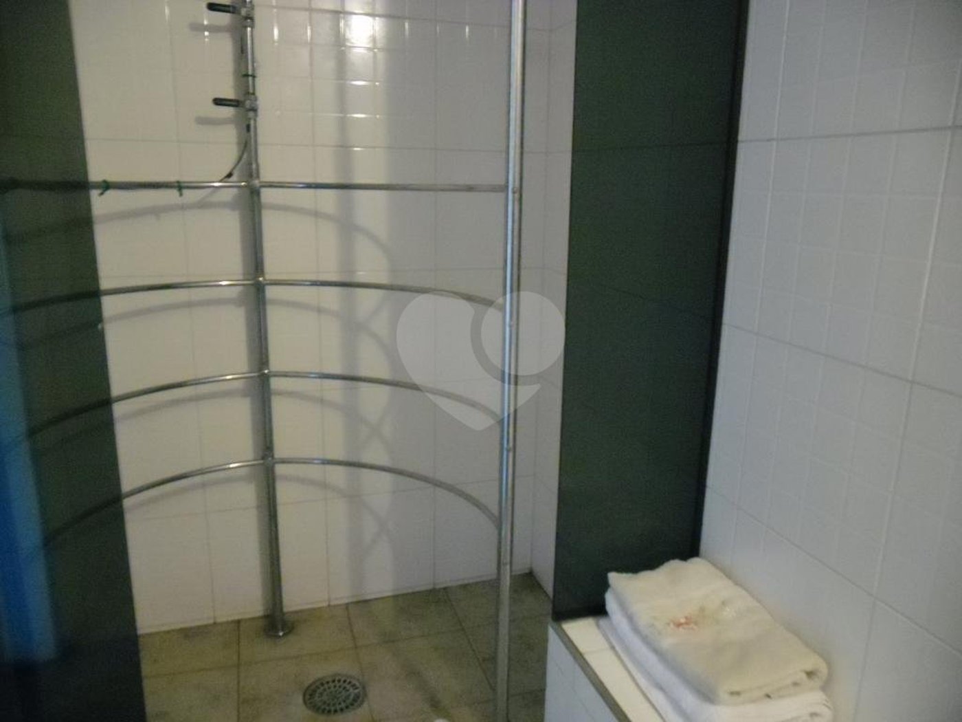 Sobrado à venda com 4 quartos, sendo 2 suítes, em Vila Mazzei, São Paulo, SP