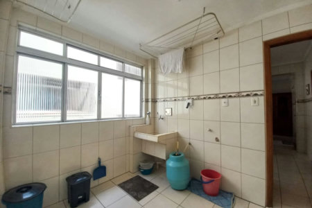 Belíssimo Apartamento de Frente, 3 Quartos, com Garagem Fechada, à Venda no Marapé – Santos/SP