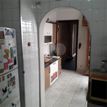 Sobrado à venda com 3 quartos em Vila Romana, São Paulo, SP