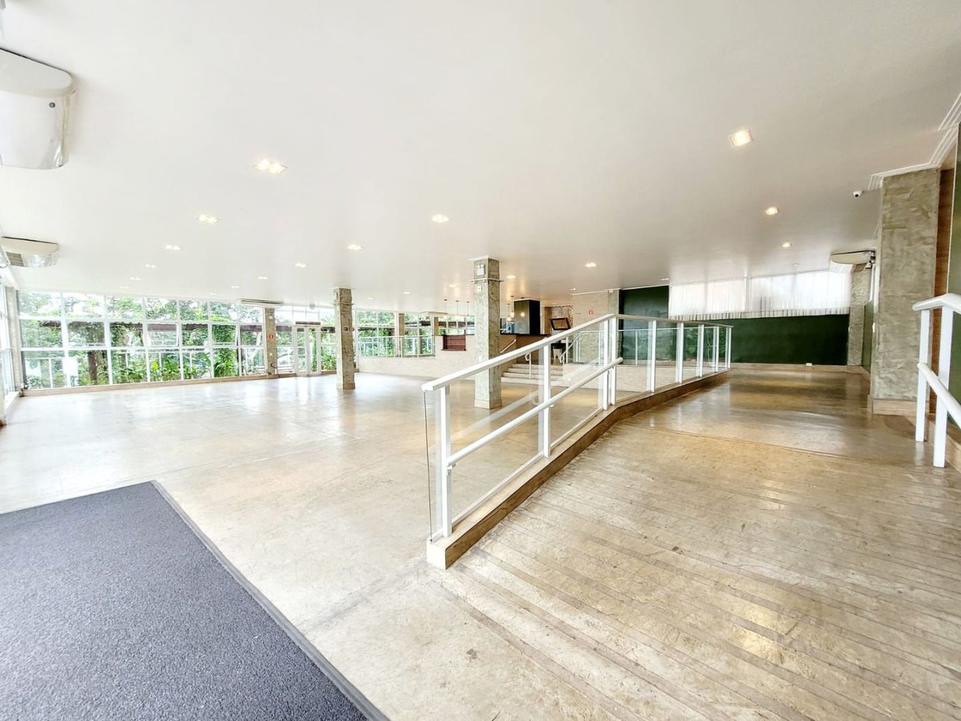 Terreno à venda, 1800 m² por R$ 4.700.000,00 - Ilha Porchat - São Vicente/SP