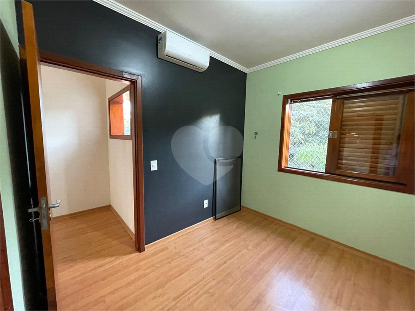 Casa para alugar com 3 suítes no condomínio Bosque de Grevilea, Vinhedo - SP