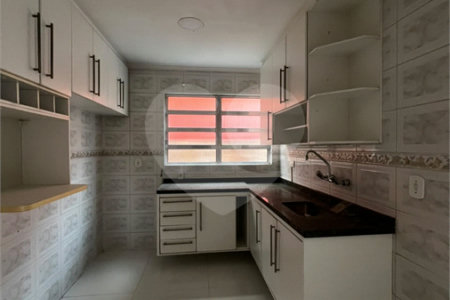 Casa à venda com 3 quartos, sendo 1 suíte, em Parque Santana, Mogi das Cruzes, SP
