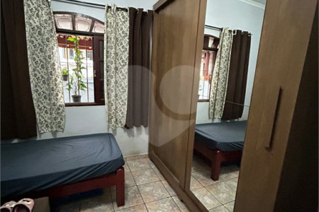 Casa à venda com 3 quartos em Parque Sonia, São Paulo, SP