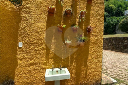 Casa à venda com 4 suítes no condomínio São Joaquim, Vinhedo - SP