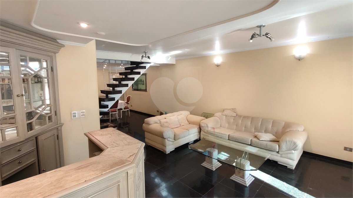 Sobrado à venda com 3 quartos, sendo 1 suíte, em Jardim São Paulo(zona Norte), São Paulo, SP
