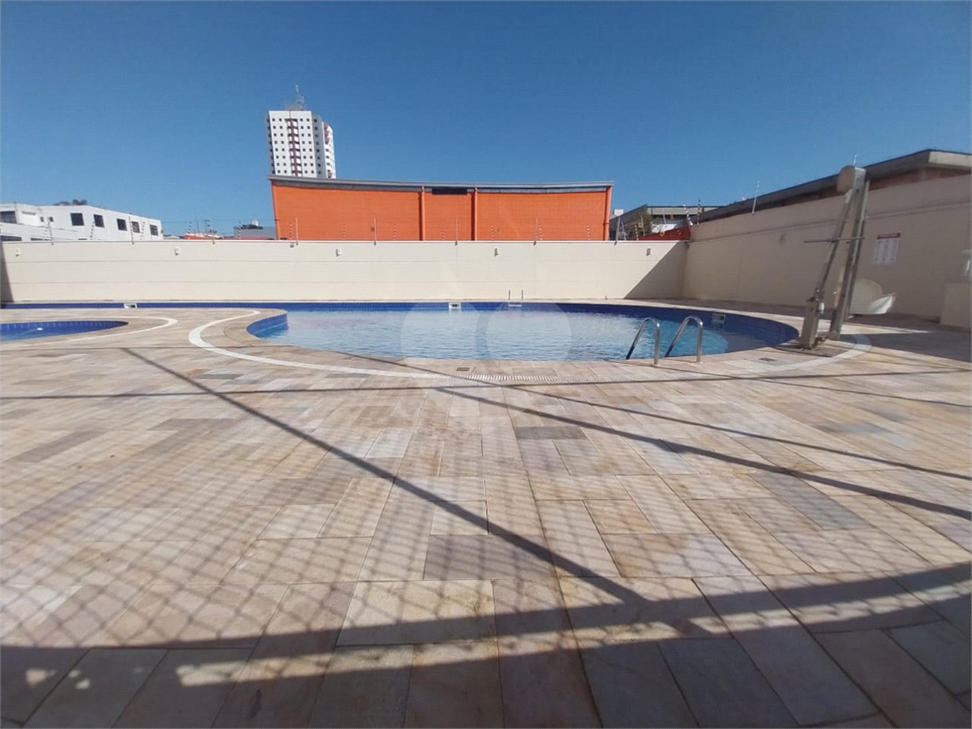 Apartamento à venda com 3 quartos, sendo 1 suíte, em Vila Rubens, Mogi das Cruzes, SP