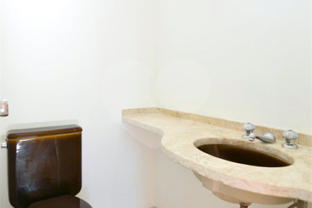 Apartamento à venda com 4 quartos, sendo 2 suítes,  em Brooklin Paulista, São Paulo, SP