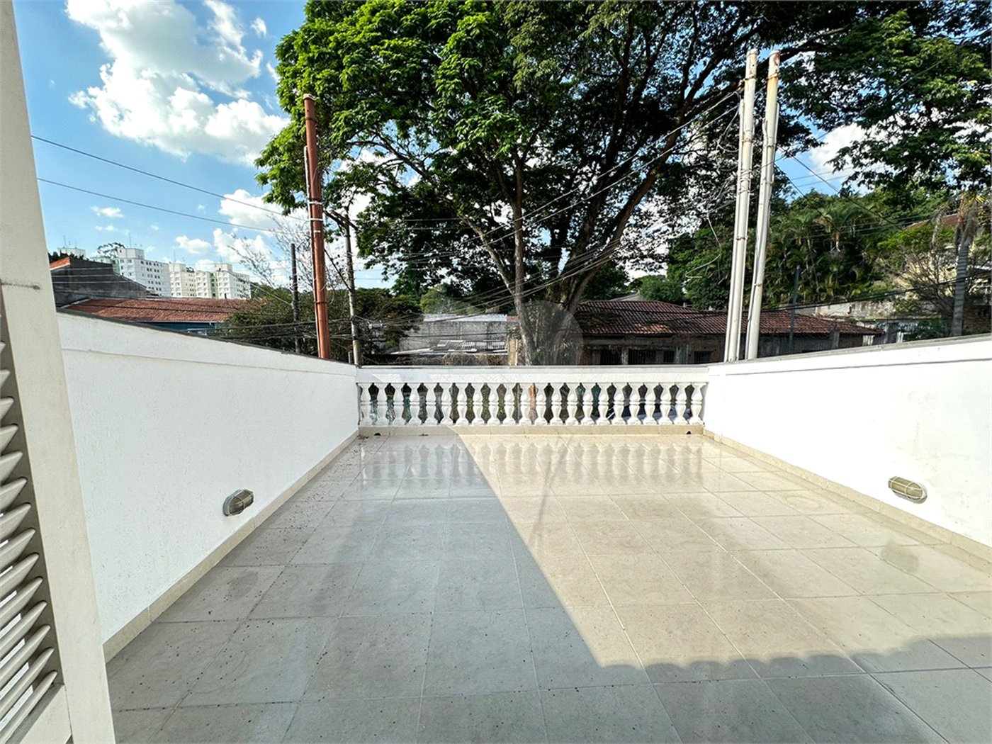 Casa à venda com 3 quartos, sendo 1 suíte, em Jardim Trussardi, São Paulo, SP