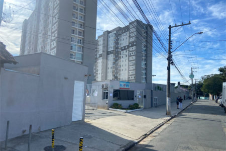 Apartamento à venda com 2 quartos, sendo 1 suíte, em Jardim Itamarati, Poá, SP