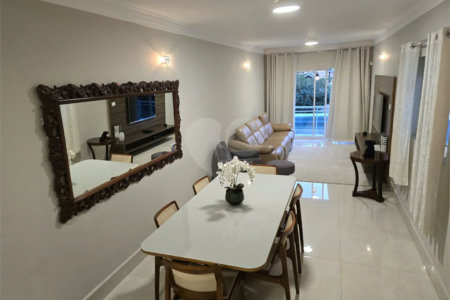 Casa à venda com 3 quartos, sendo 1 suíte, em Santa Teresinha, São Paulo, SP