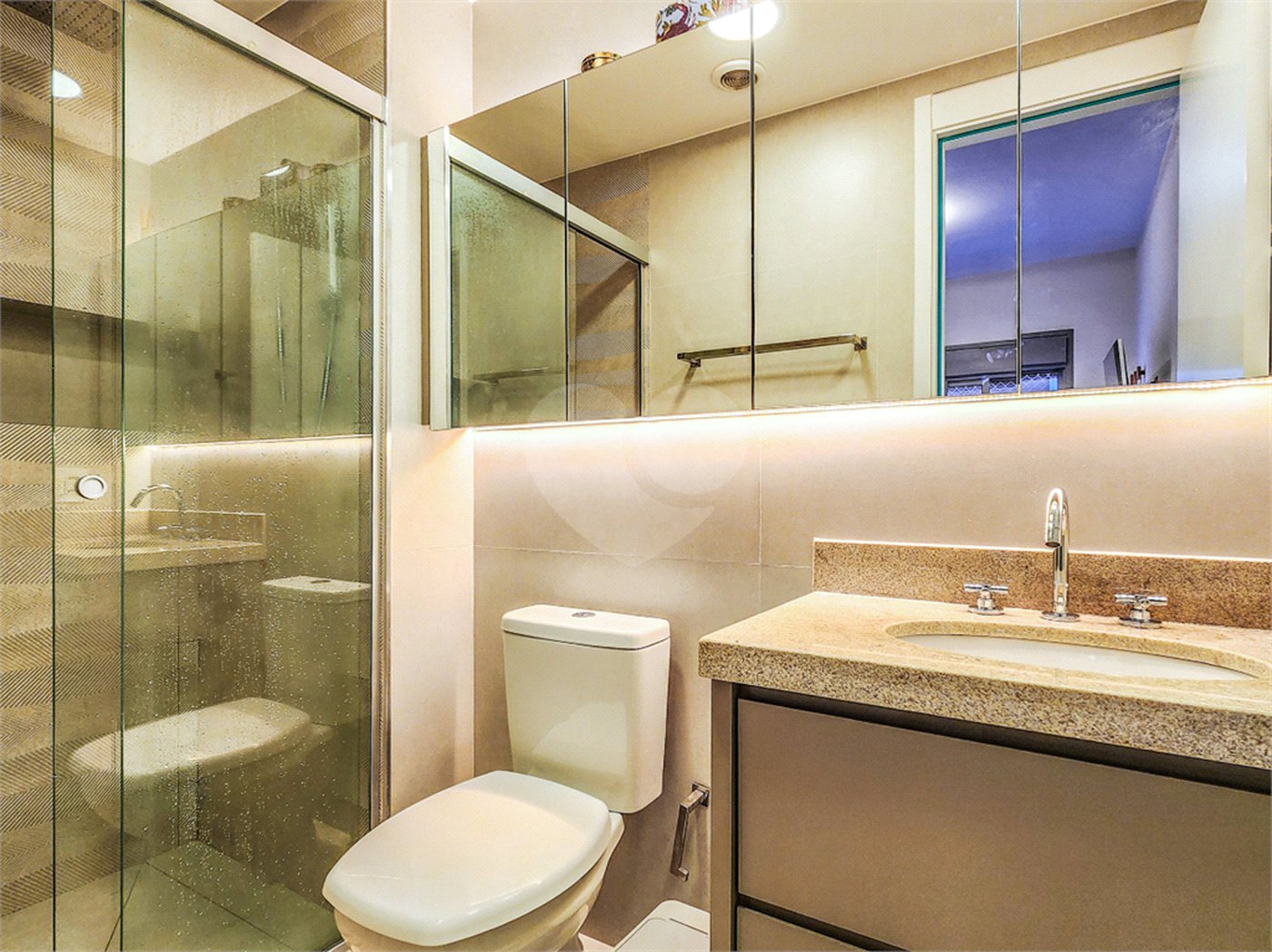 Apartamento à venda com 2 quartos, sendo 1 suíte, em Jardim Prudência, São Paulo, SP
