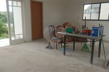 Casa à venda com 3 suítes no condomínio Serra da Estrela, Atibaia - SP