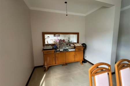 Casa a venda com 5 quartos em São Carlos