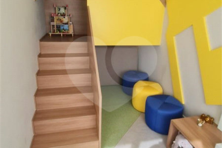 Apartamento com 2 dormitórios e uma suíte, mobilíado no Ibirapuera.