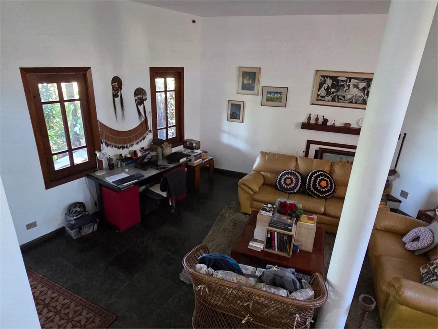 Casa à venda com 4 quartos, sendo 2 suítes,  em Cidade São Francisco, São Paulo, SP