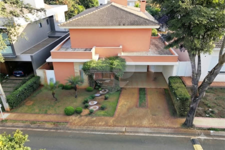 Exclusividade e Sofisticação no Swiss Park: O Sobrado Perfeito em São Carlos, com, 3 suites,2 salas, área Gourmet, persianas blackout automatizadas.