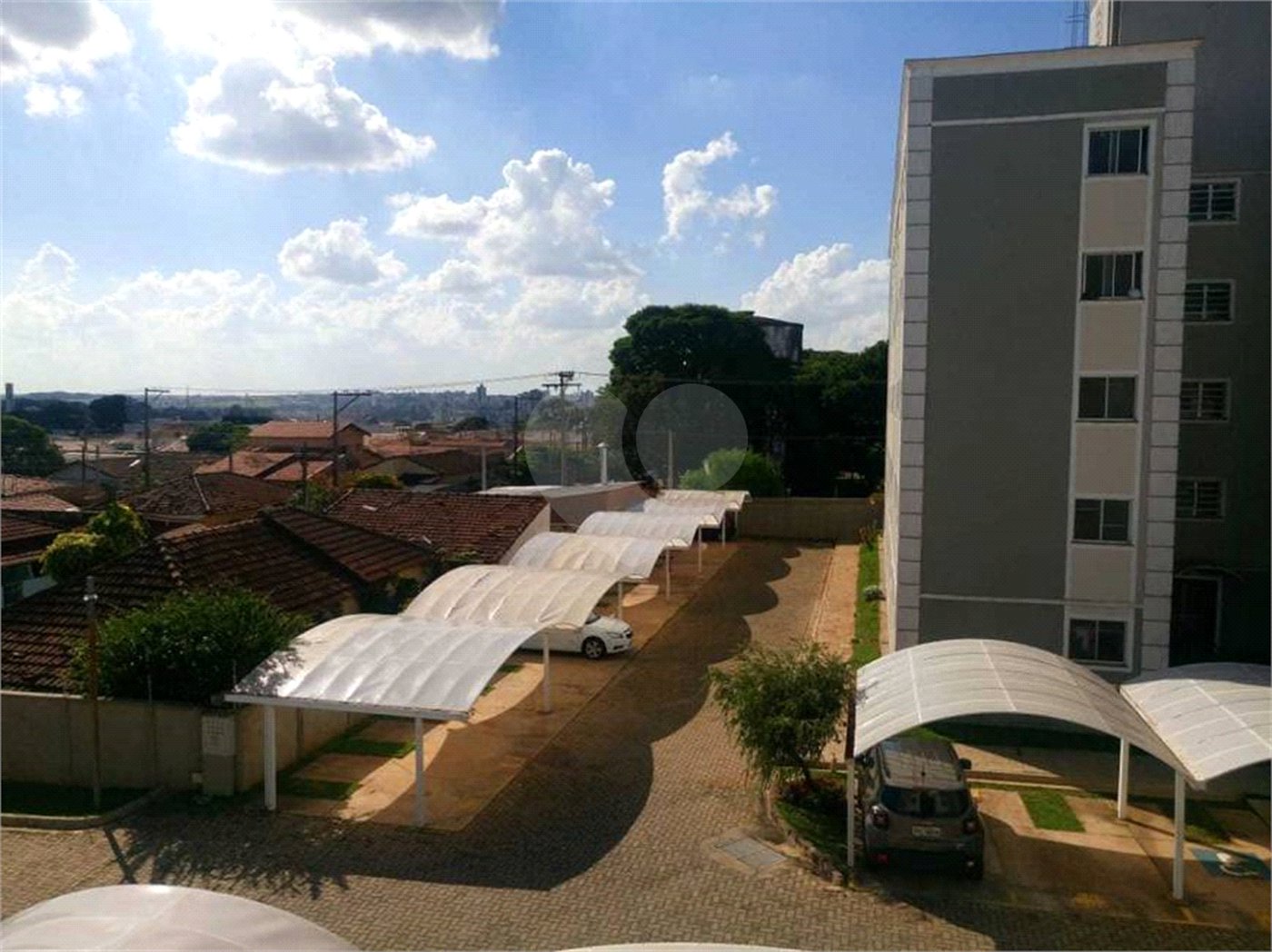 Apartamento no Condomínio Monte Nevada.