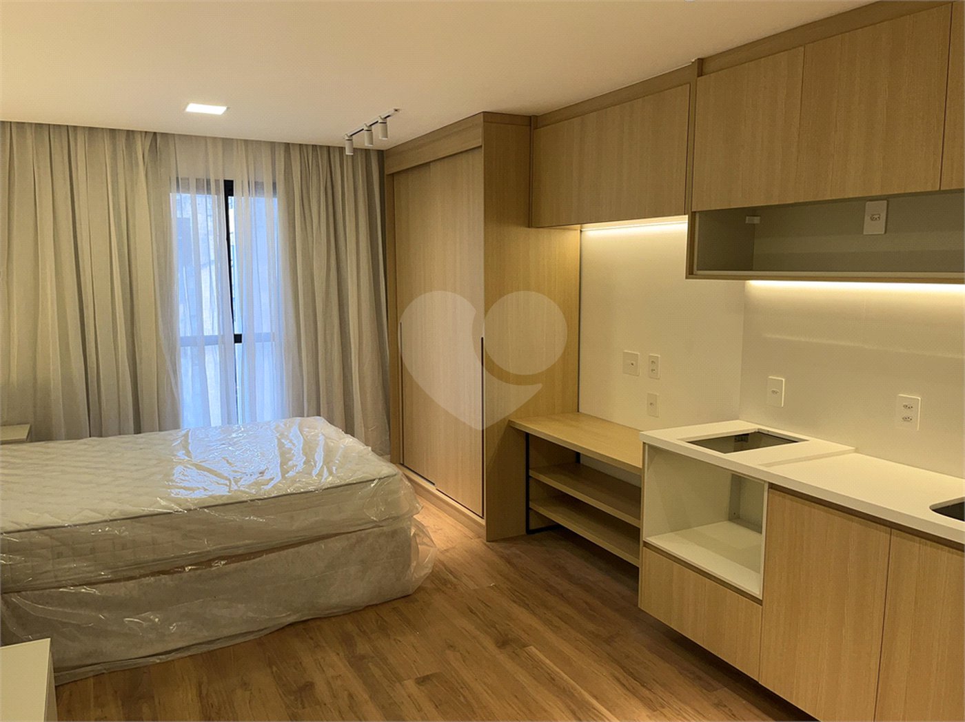 Studio Mobiliado para Venda ou Locação em Santa Cecília | 1 Suíte | Pronto para Morar ou Investir