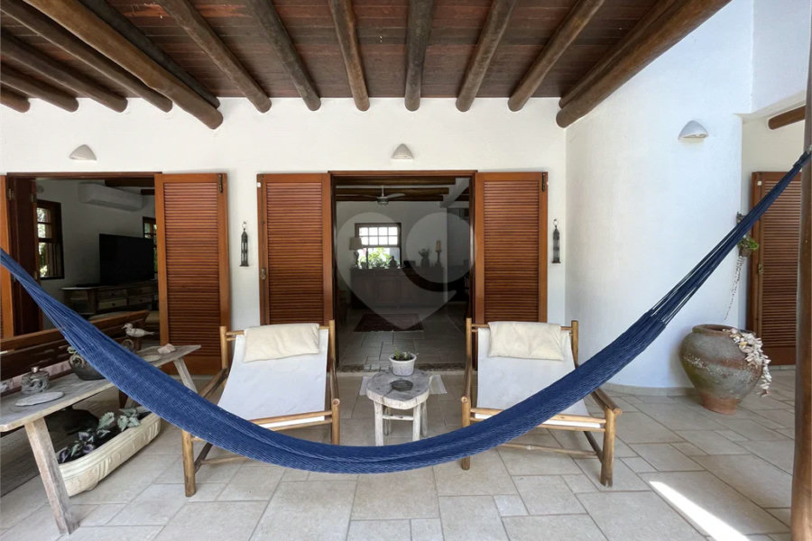 Casa à venda com 4 suítes em Costa do Sol, Bertioga, SP