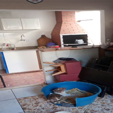 Sobrado à venda com 3 quartos, sendo 1 suíte, em Parque Residencial Maria Stella Faga, São Carlos, SP