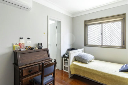 APARTAMENTO COM 3 DORMITÓRIOS, 3 SUÍTES, 3 VAGAS, LAVABO, LAZER, 193 M² - MOEMA