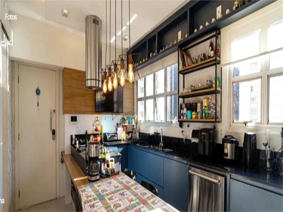 Apartamento venda Bela Vista, 156 m², 3 quartos, suíte, 3 salas, 2 vagas. Rooftop, Churrasqueira, Uma quadra da Paulista.