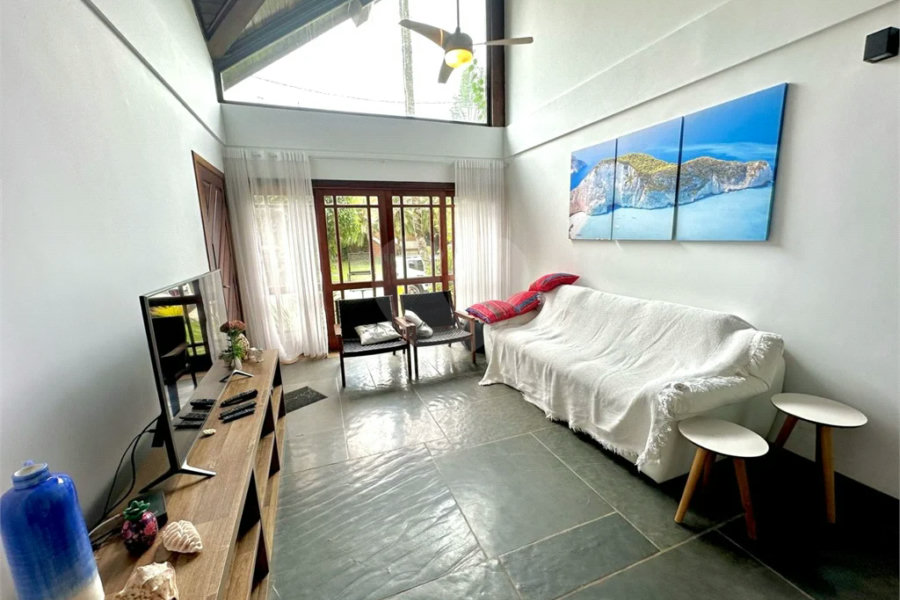 Villagio à venda com 5 quartos, sendo 2 suítes, em Riviera de São Lourenço, Bertioga, SP