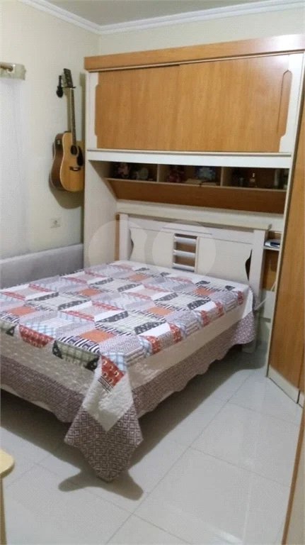 Sobrado com 212m² , 3 dormitórios , 2 vagas , à venda em Santo André.
