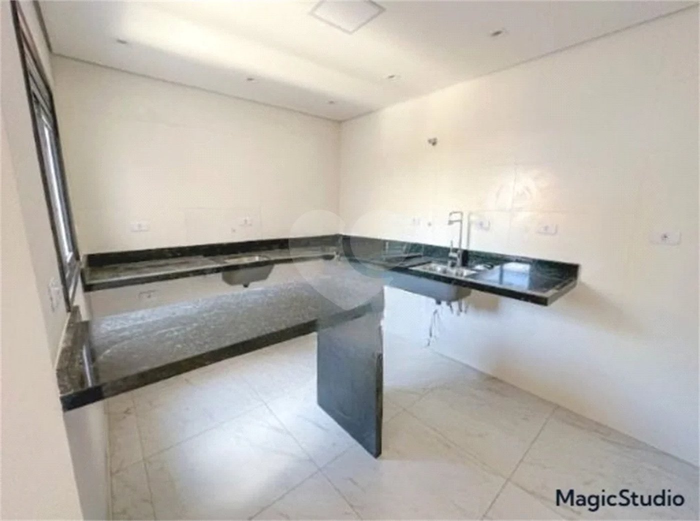 Apartamento com 51m² , 2 dormitórios , sendo 1 suíte e 1 vaga , à venda no bairro Casa Branca em Santo André.