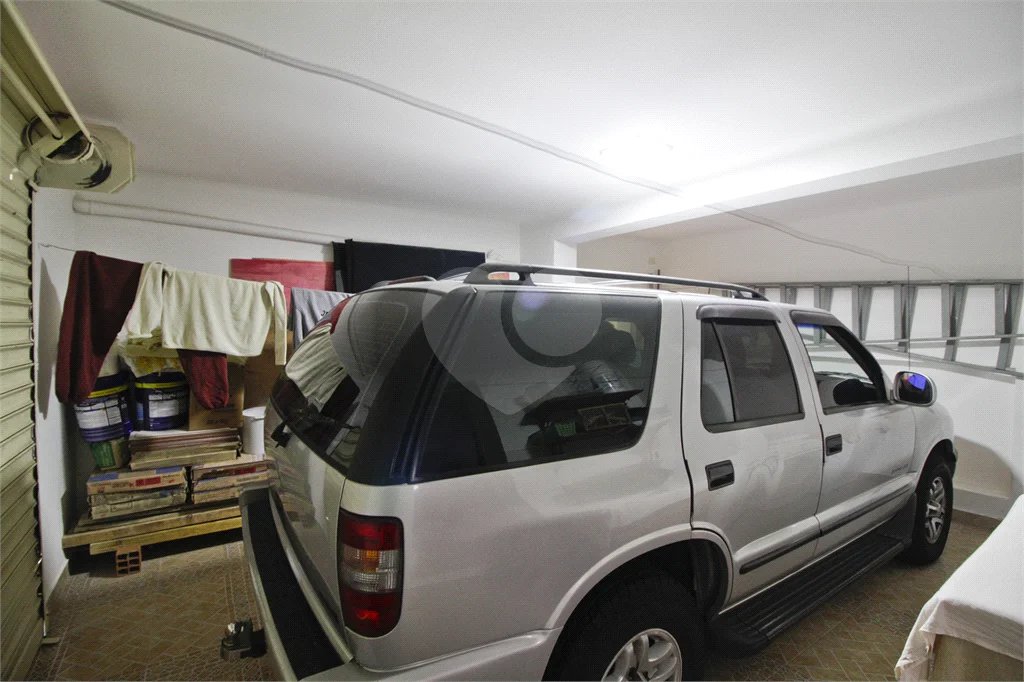 Sobrado à venda na Liberdade, 220 m², 5 dormitórios e 1 vaga, próximo Pq Aclimação, Aceita permuta