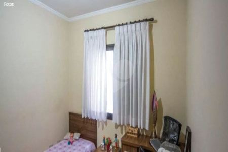 Casa com 150m² , 3 dormitórios , sendo 3 suítes , 4 vagas , à venda na Vila Formosa.