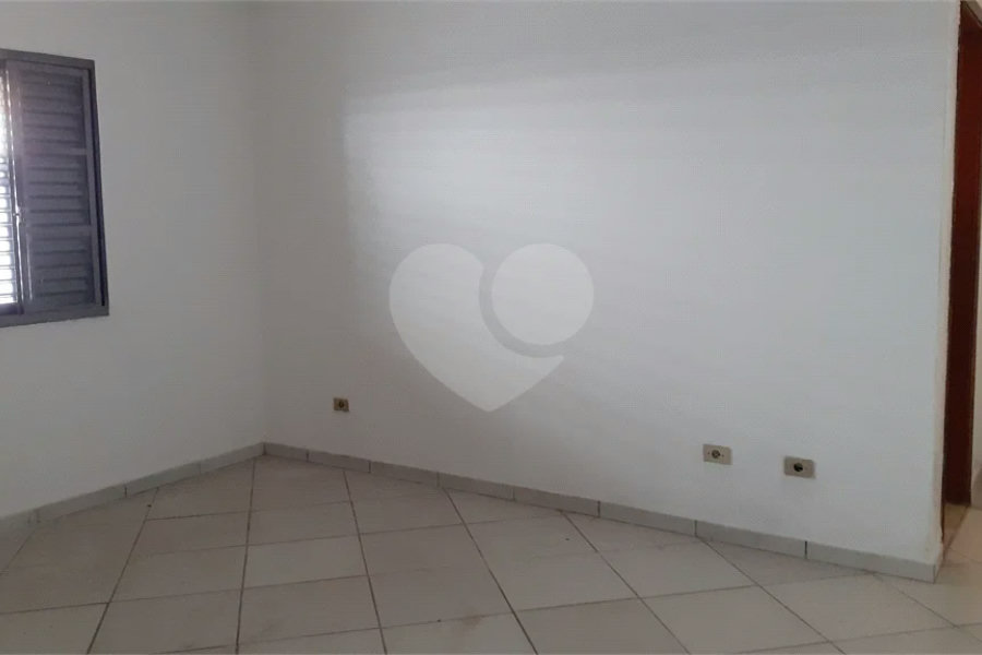 Casa Comercial a venda em Piracicaba/SP.