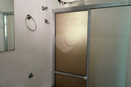 Ótimo apartamento 2 Dormitórios 1 Vaga- Ao lado do metrô Brás