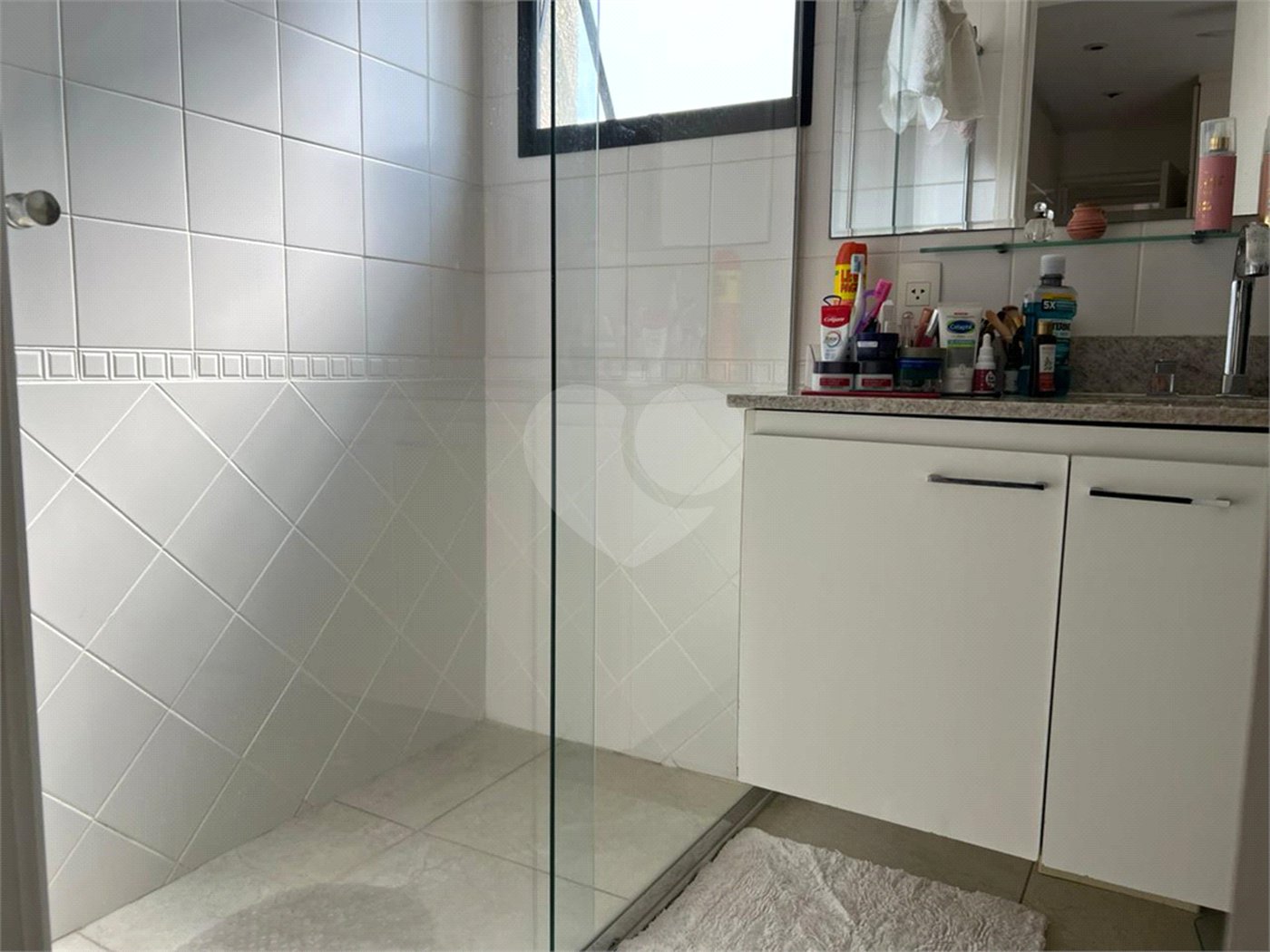 Apartamento à venda com 2 suítes em Campo Belo, São Paulo, SP