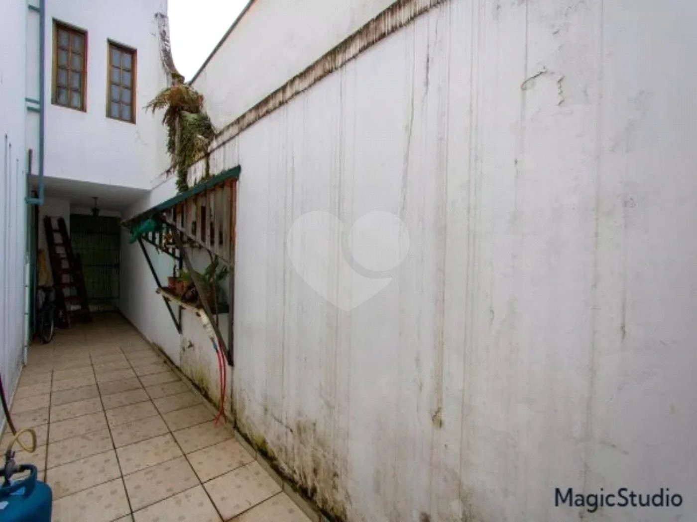Casa com 360m² , 3 dormitórios , sendo 1 suíte , 4 vagas , disponível para venda ou locação , no centro de Santo André.
