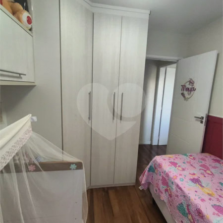 Apartamento com 49m², 2 quartos, 1 garagem, à venda em Itaquera