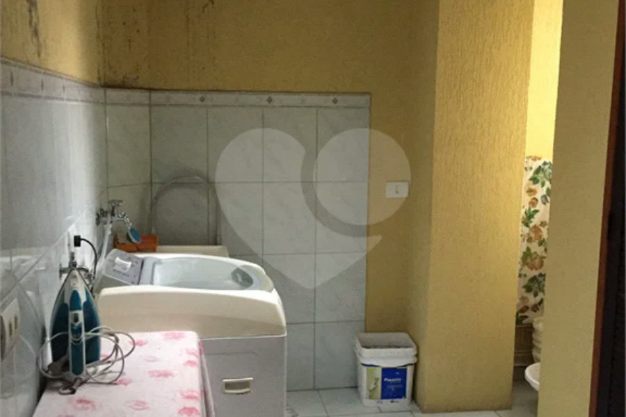 Sobrado 4 quartos, 2 suítes, 2 vagas,