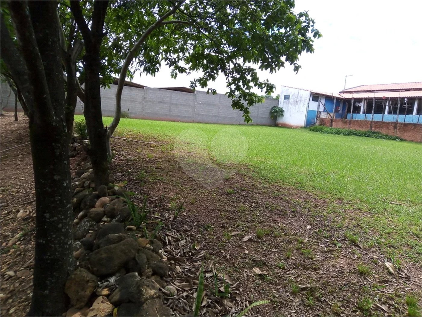 Chácara à venda na Avenida das Ondas em Piracicaba/SP.