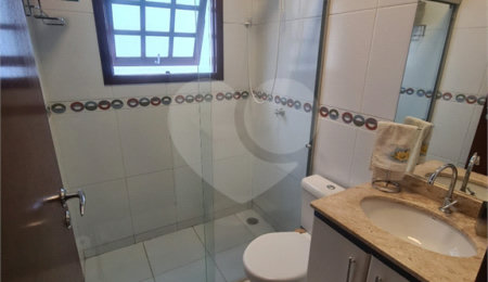 Casa à venda com 2 quartos, sendo 1 suíte, no condomínio Residencial Bell Park, São José dos Campos - SP