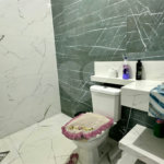 Sobrado a venda com 3 dormitorios sendo 1 suite com closet e varanda no bairro Arcoville