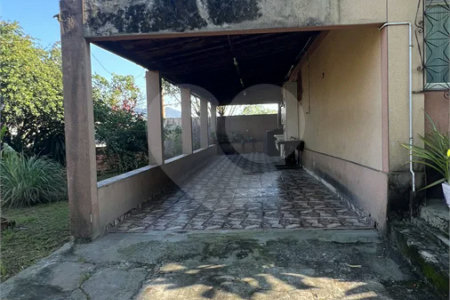 CONFORTO, SEGURANÇA E MOBILIDADE = BAIRRO ADRIANA