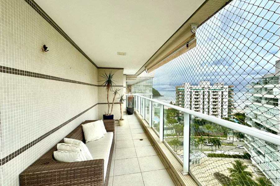 Apartamento à venda com 3 suítes em Riviera de São Lourenço, Bertioga, SP