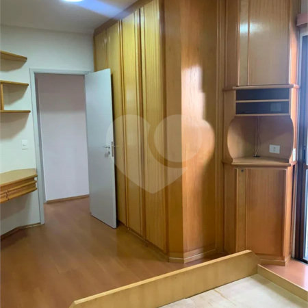 Apartamento à Venda com 215m² - Saúde