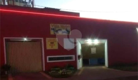 Terreno à venda com 25 suítes em Jardim São João Batista, São Carlos, SP