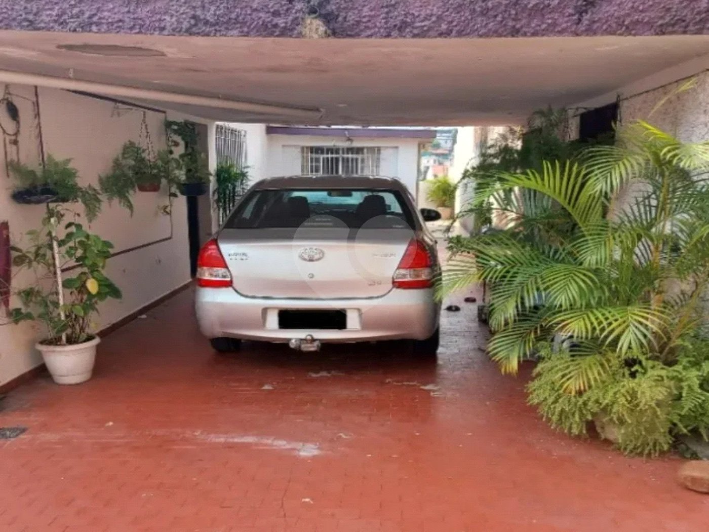 Casa térrea com 300m², 120m² de área construída, 2 quartos, vaga para 3 carros, à venda em Pirituba