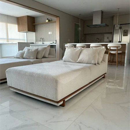 Apartamento de alto padrão com 108 m², 3 dormitórios, 1 suíte, varanda gourmet, planejados, lazer completo e próximo ao Metrô Alto do Ipiranga.
