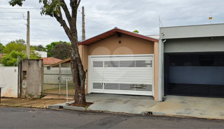 Casa à venda com 2 quartos, sendo 1 suíte,  em Jardim Bandeirantes, São Carlos, SP