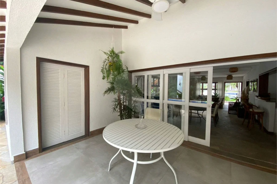 Casa à venda com 4 suítes em Riviera de São Lourenço, Bertioga, SP